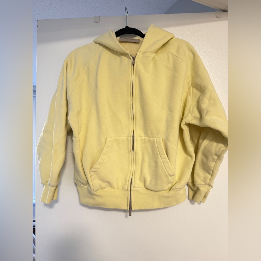 Essentials Fear of God Yellow Zip Hoodie Fits XS–S (Kids 12)